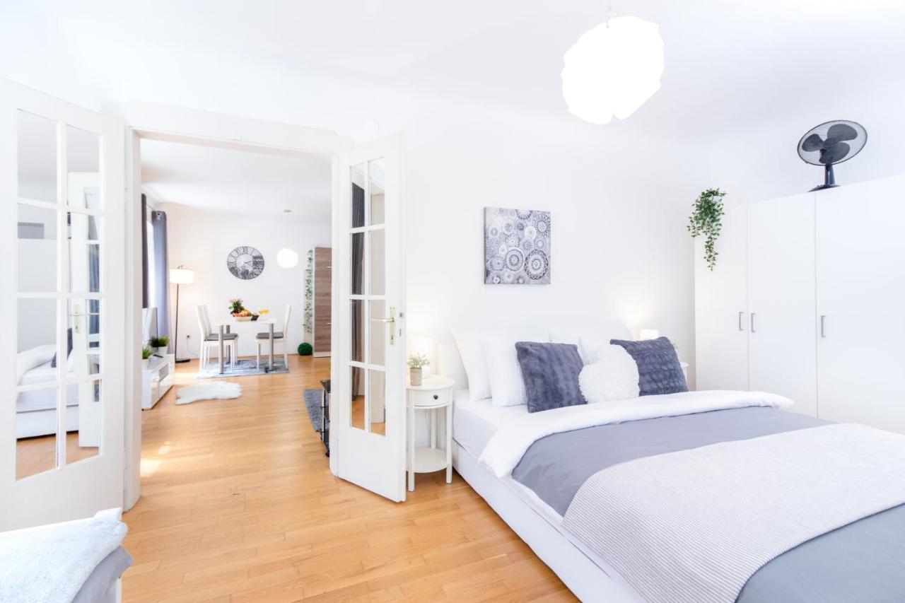 Apartment Santa Barbara Rijeka Buitenkant foto